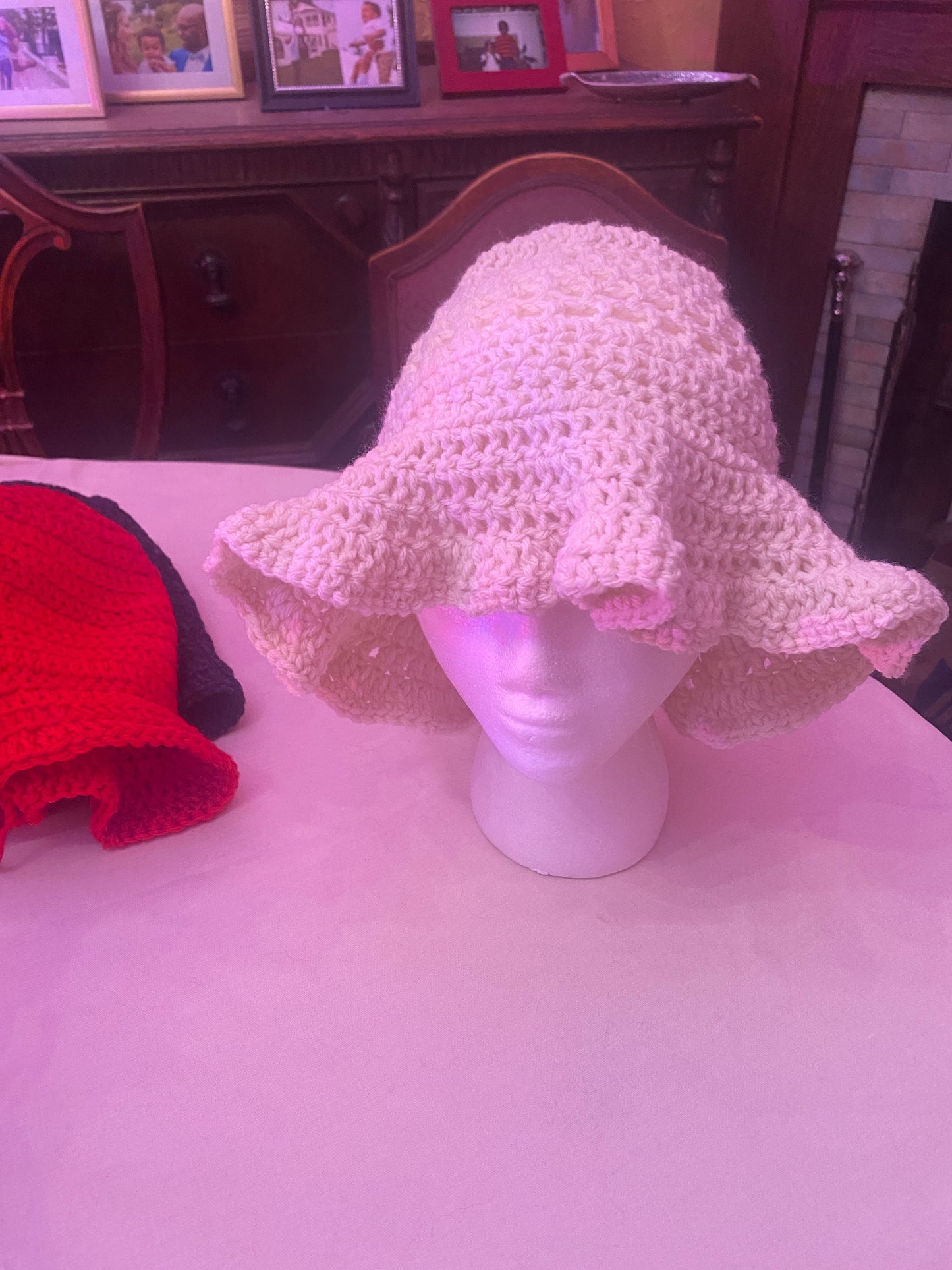 Bucket Hat with Wavy Brim - White